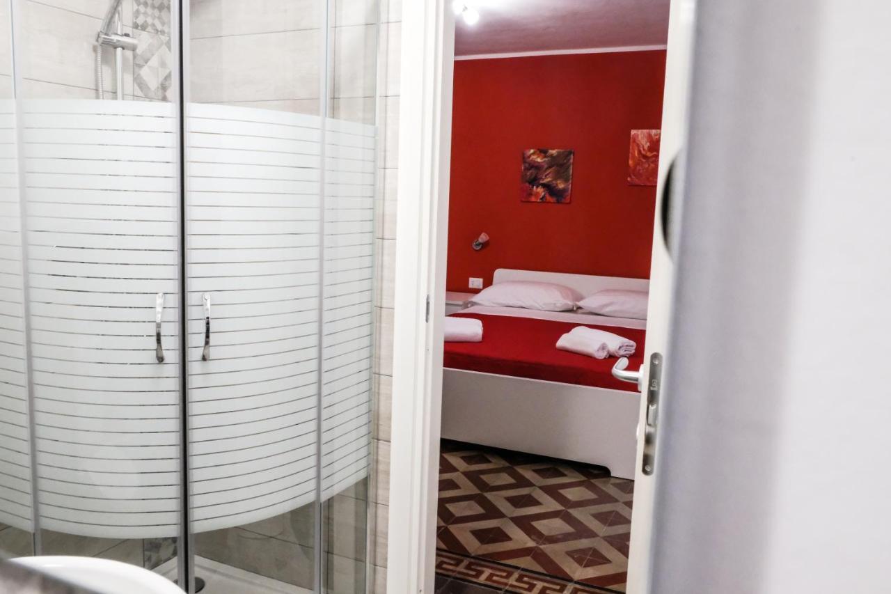Antica Dimora Maravigna Hotel คาตาเนีย ภายนอก รูปภาพ