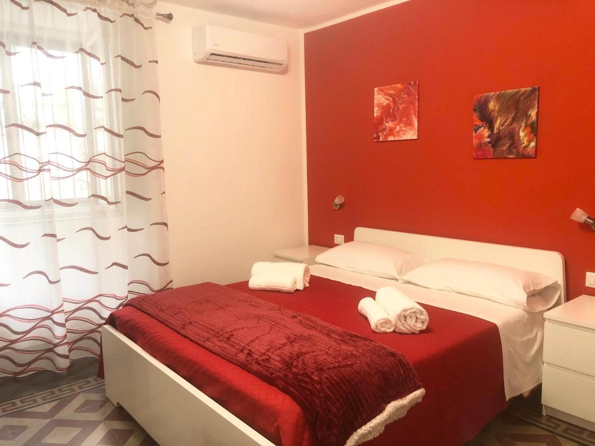 Antica Dimora Maravigna Hotel คาตาเนีย ภายนอก รูปภาพ