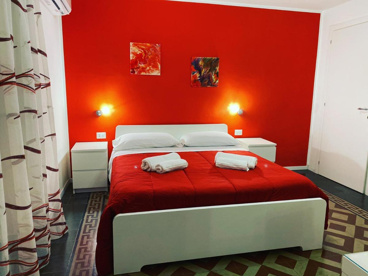 Antica Dimora Maravigna Hotel คาตาเนีย ภายนอก รูปภาพ