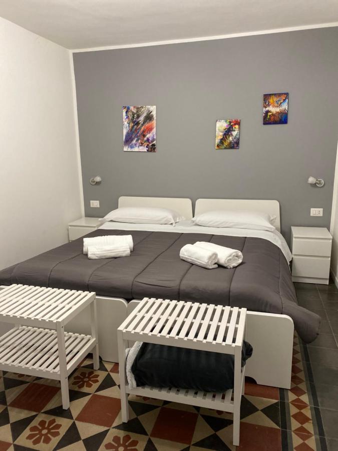 Antica Dimora Maravigna Hotel คาตาเนีย ภายนอก รูปภาพ