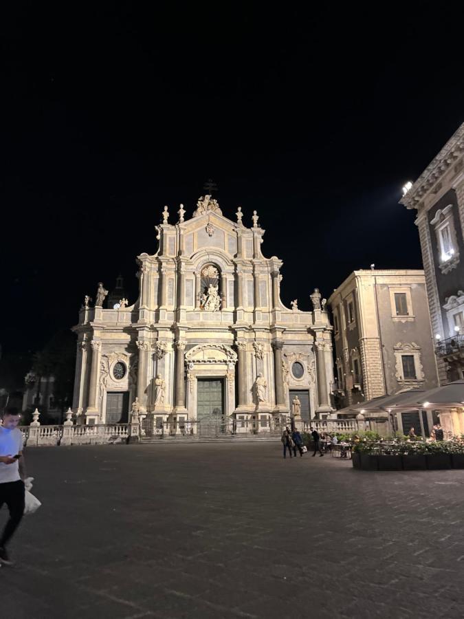 Antica Dimora Maravigna Hotel คาตาเนีย ภายนอก รูปภาพ